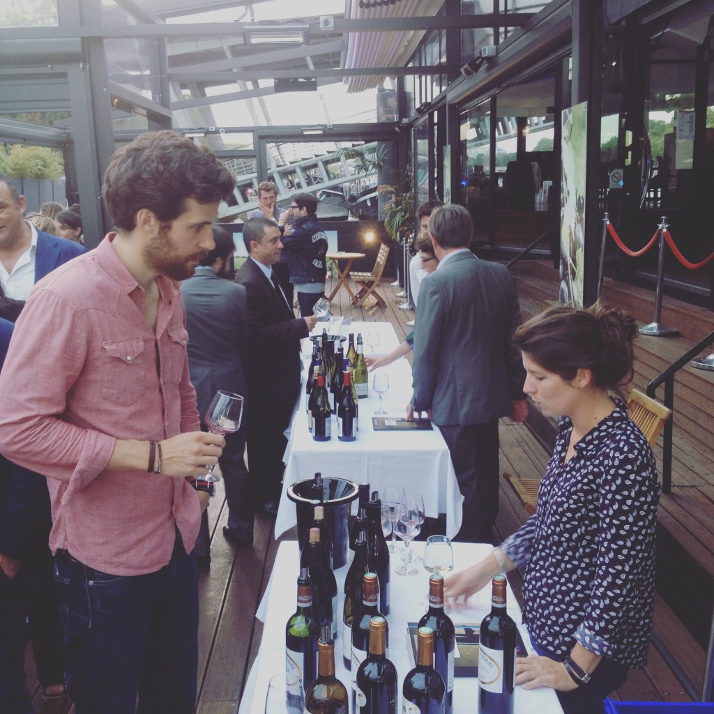 Matt en pleine dégustation avec Laure Colombo !